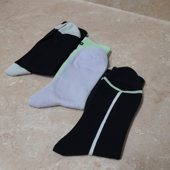 Science & Poetry Men's Crew Socks NWT Size:6-12 - Picture 4 of 7